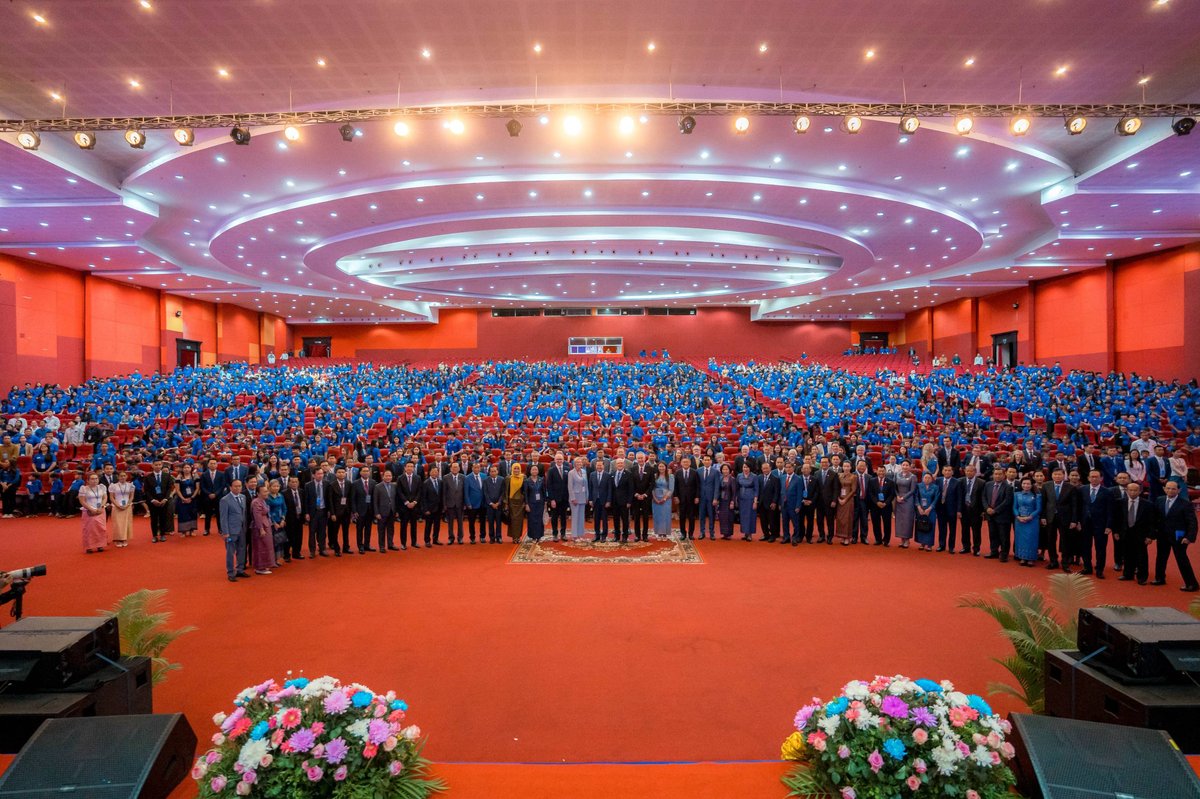 代理总理出席Transform Cambodia组织20周年