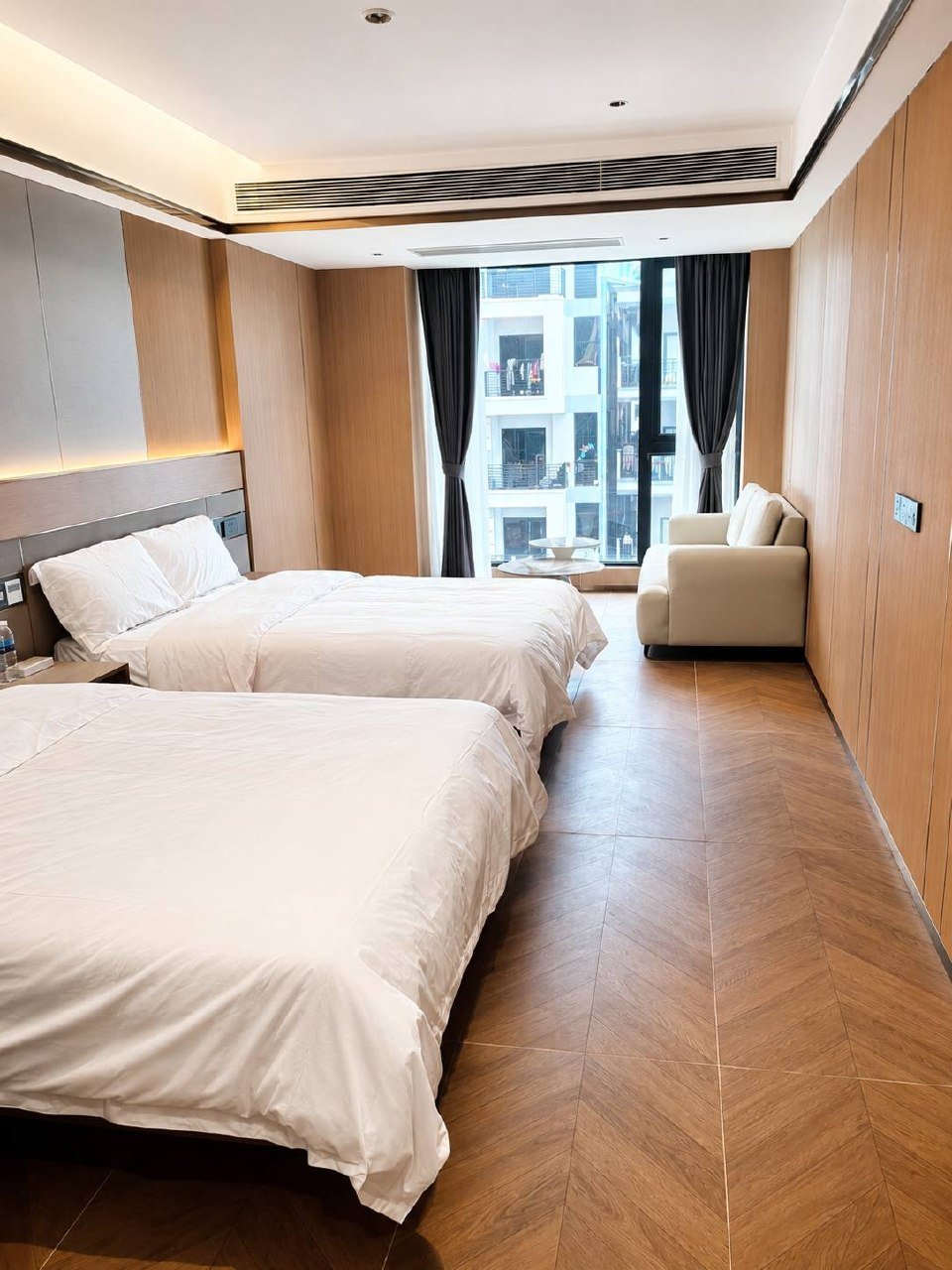 西港悦华国际度假酒店招租 日租$50月租$500市中心