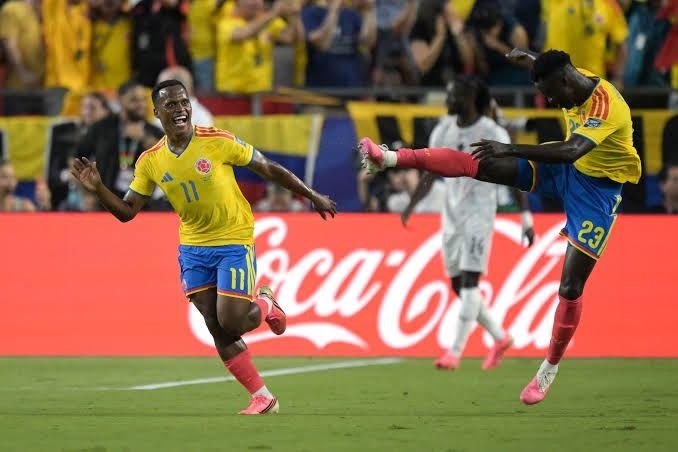 哥伦比亚队在世界杯32强赛中以1-0击败加纳队,成功晋级16