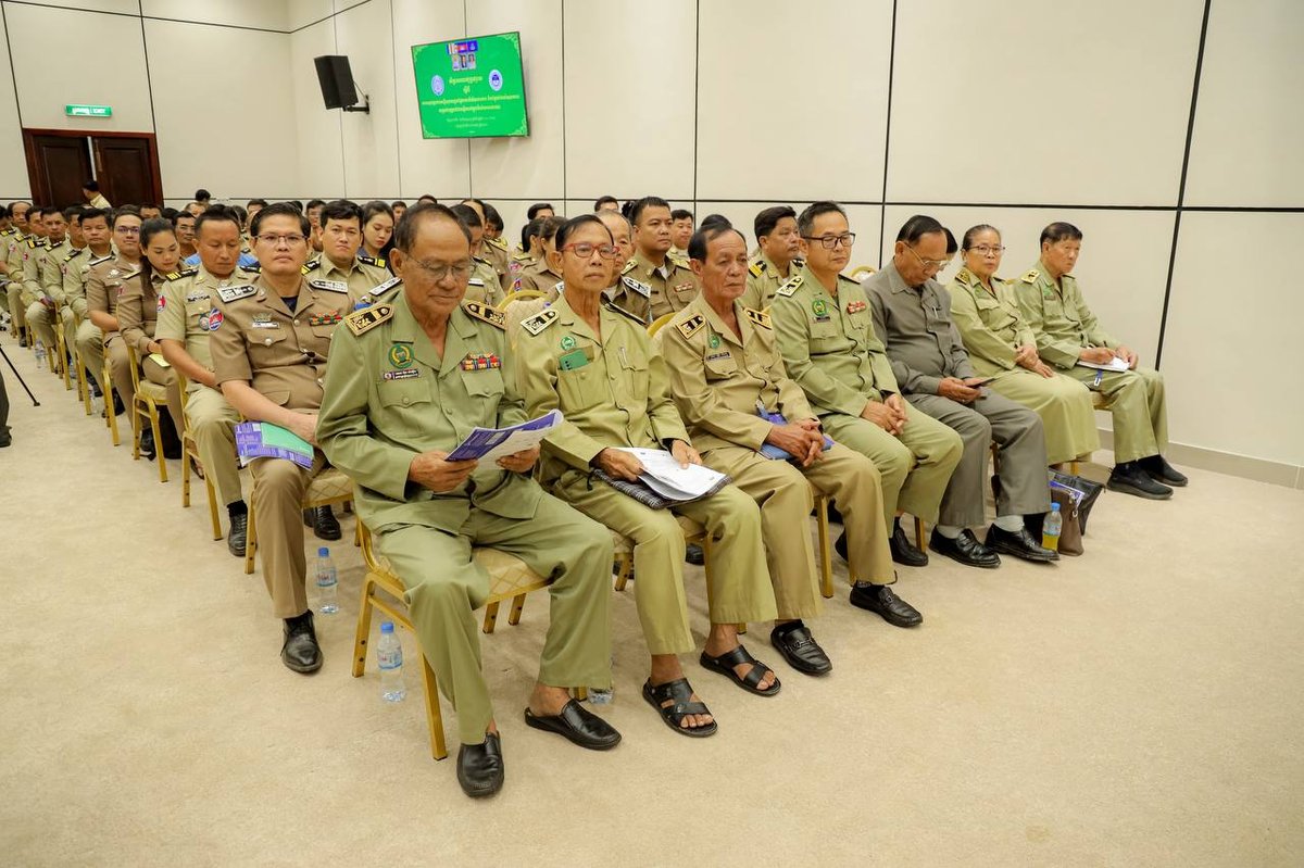 特本克蒙省举办社保宣讲会 覆盖200余名公务员