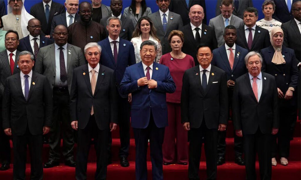 中国AI全球领导地位崛起 挑战美国技术秩序