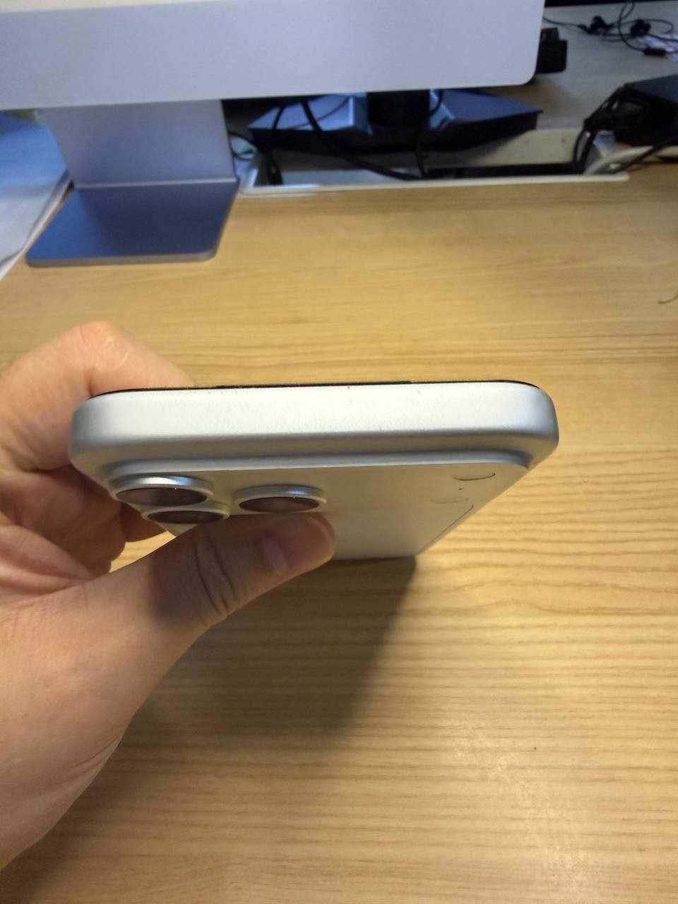 99新iPhone17ProMax 256G转让 $790 