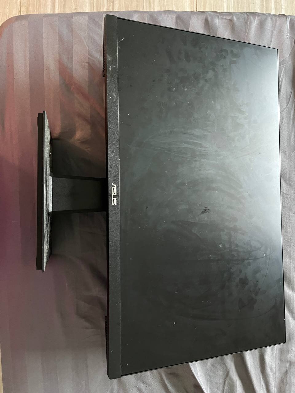 海鲜市场转让台式电脑2组 配置GTX1650售价$400