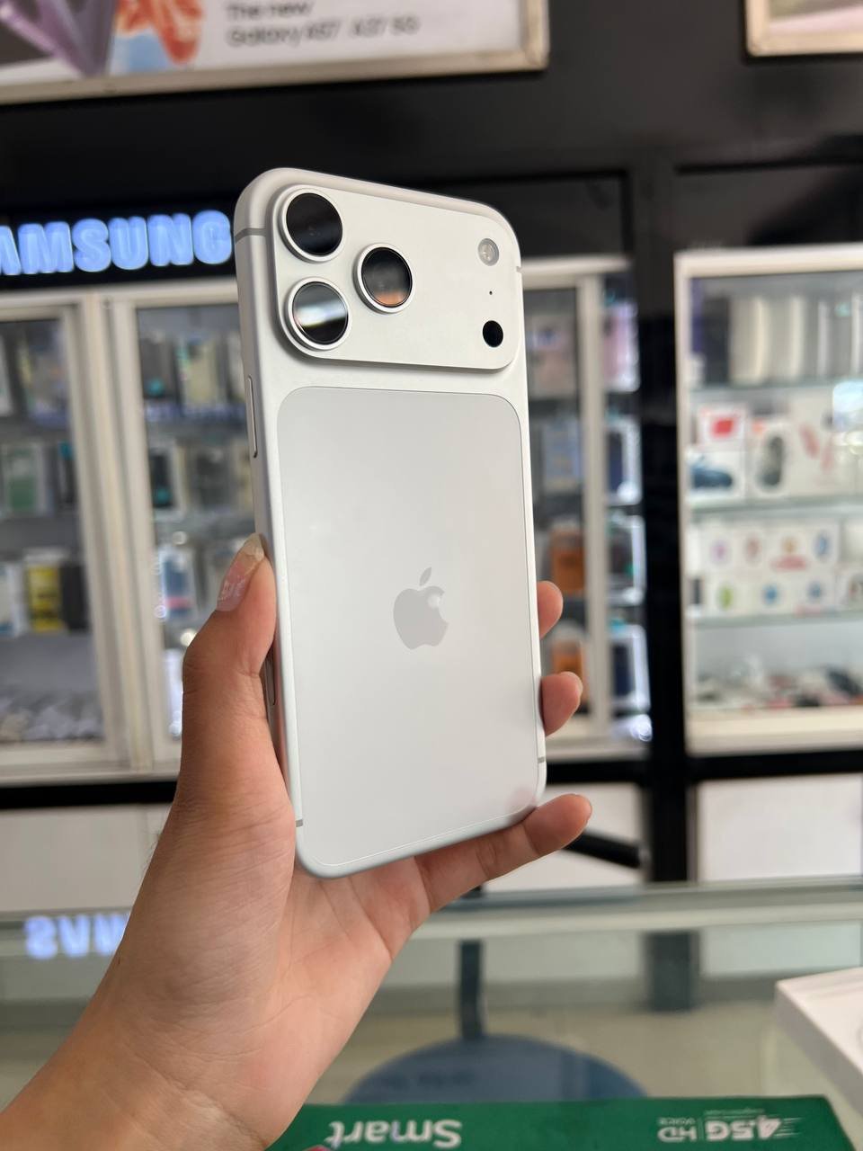 99新iPhone17ProMax 256G转让 $890 