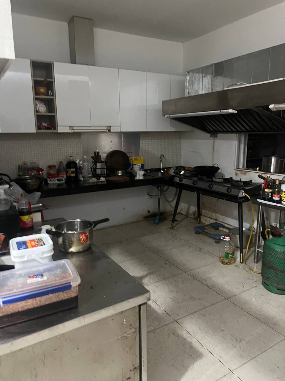 金边炳发城野人炭烤店转让 转让费$4000