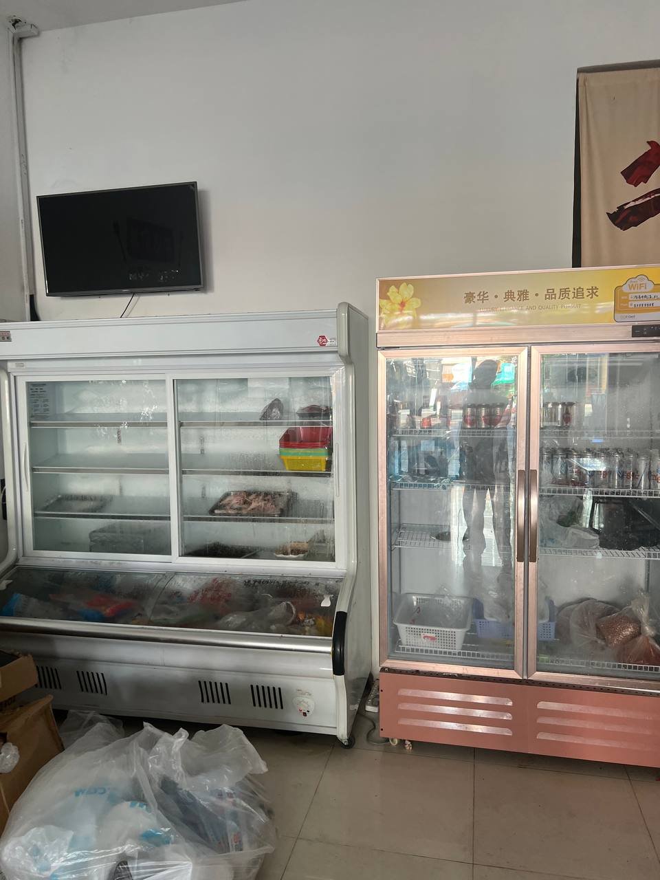 金边炳发城野人炭烤店转让 转让费$4000