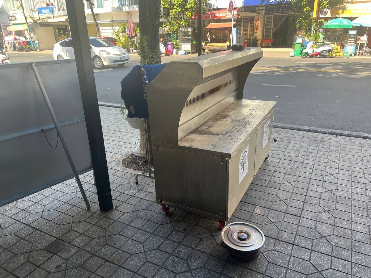 金边炳发城野人炭烤店转让 转让费$4000