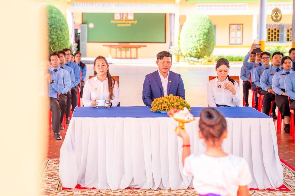 皇家行政学院组织公务员赴四地考察公共服务模范单位