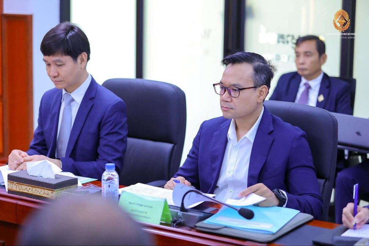 洪玛尼主持皇家行政学院会议 推进机构内部改革优化
