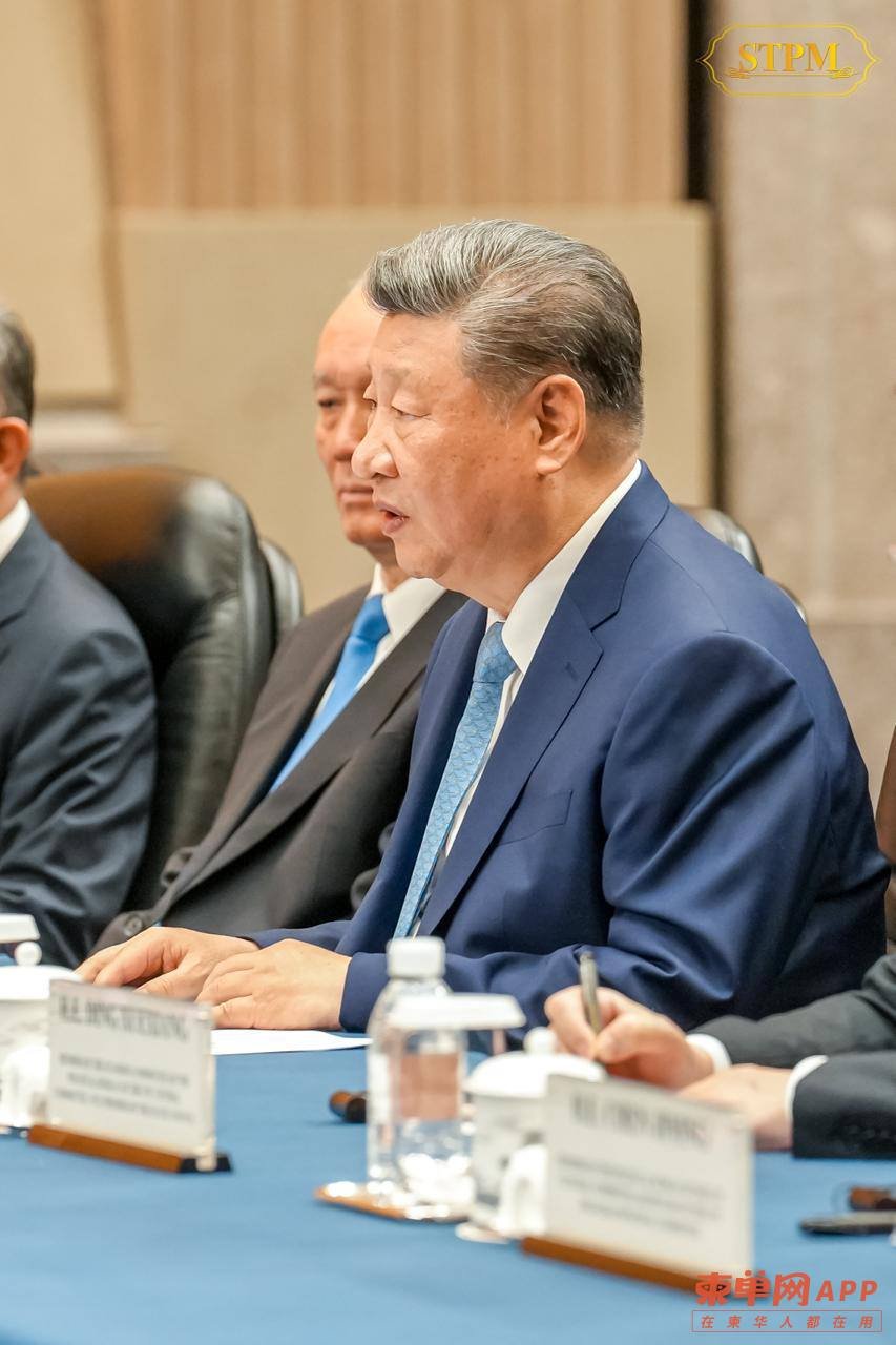习近平会见洪玛奈首相 深化柬中务实合作