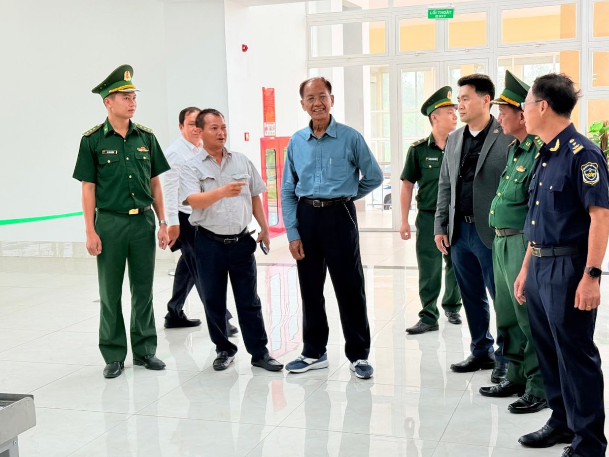 柬越举行陆路运输双边会议 旨在提升波雷文省明才口岸通关效率