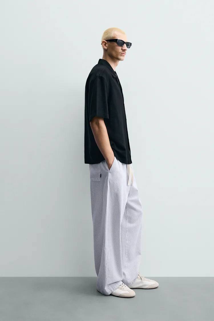 Zara柬埔寨新款宽松条纹衬衫 售价19.99万瑞尔
