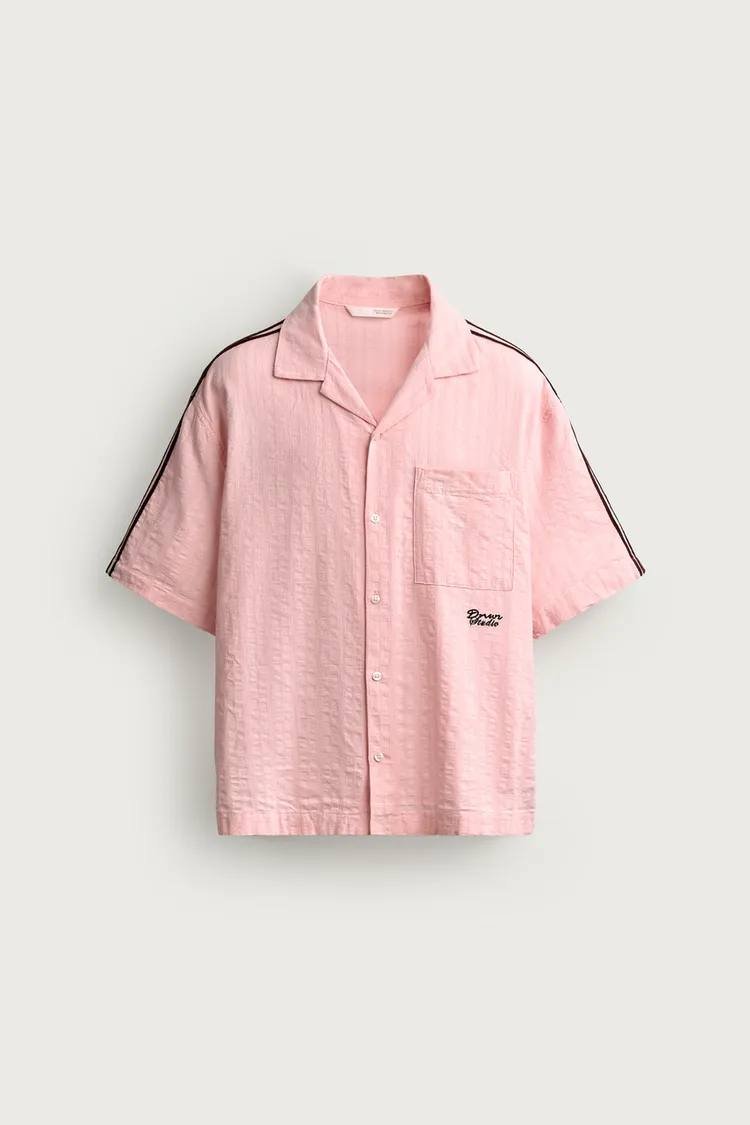 Zara柬埔寨新款条纹刺绣衬衫 售价19.99万瑞尔