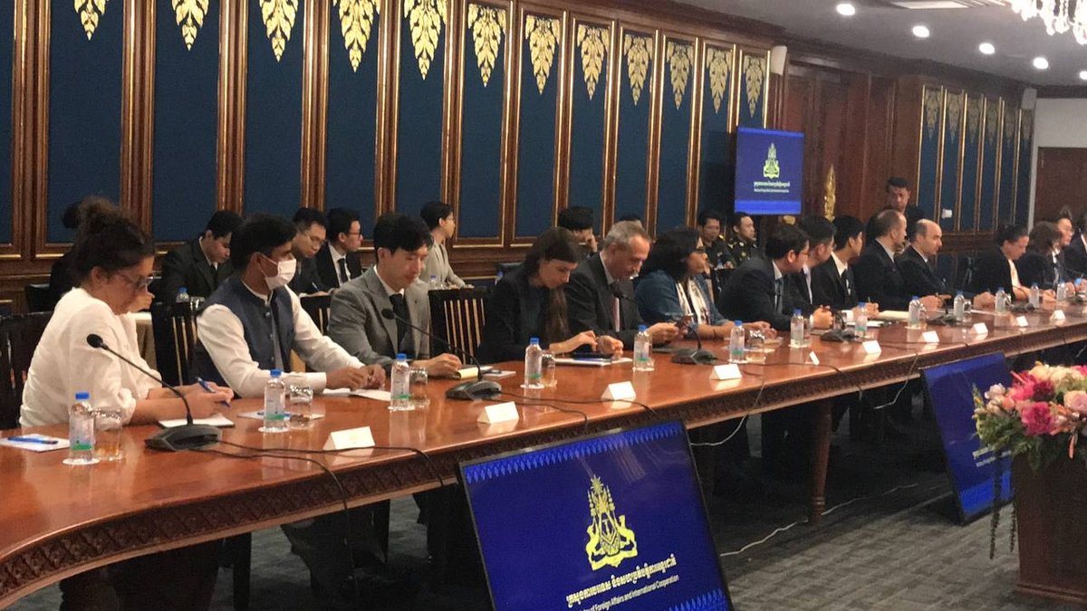 柬埔寨外交部向驻柬使团说明柬泰边境争端局势