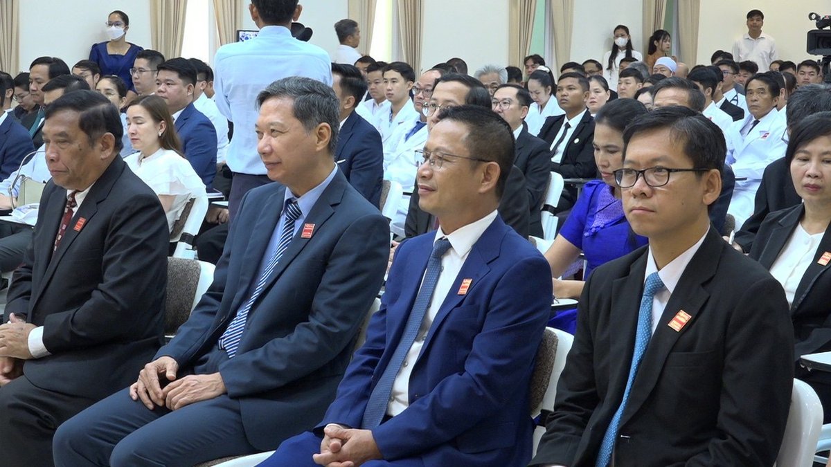 柬埔寨卫生部高层呼吁医疗专家协作 提升患者诊疗效率