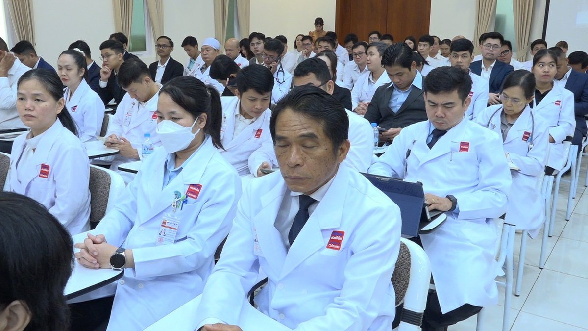 柬埔寨卫生部高层呼吁医疗专家协作 提升患者诊疗效率