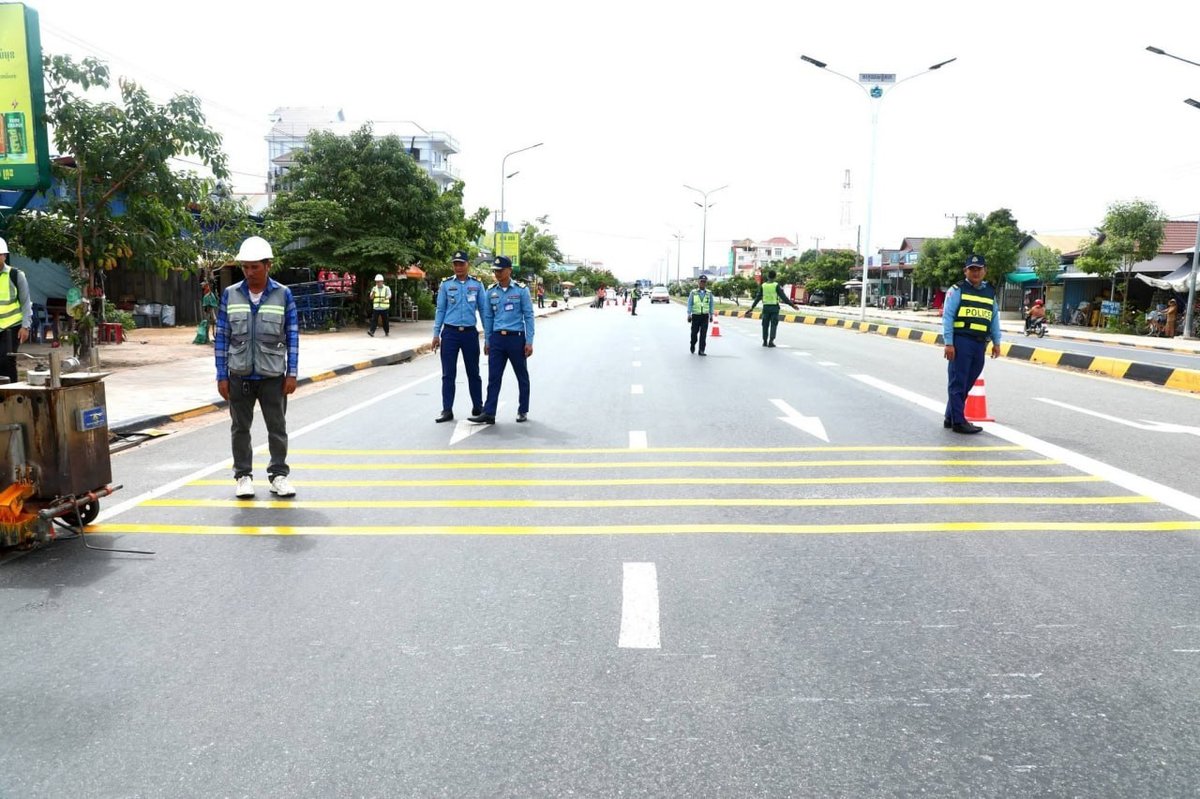 公共工程与运输部巡查全国公路 重点修复受损路段