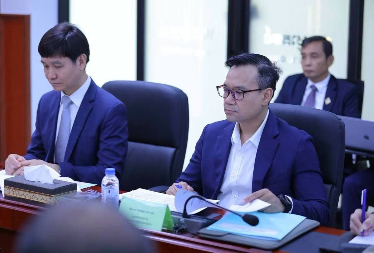 洪玛尼称皇家行政学院正强化公务员素质 适应数字化转型