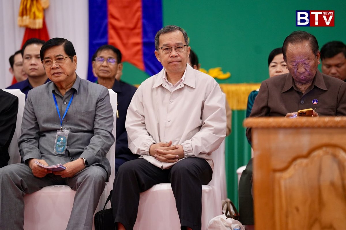 洪森走访上丁省与地方官员座谈 强调基层行政执行力
