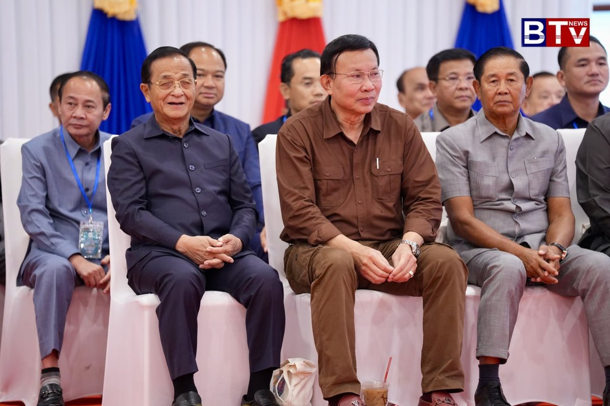 洪森走访上丁省与地方官员座谈 强调基层行政执行力