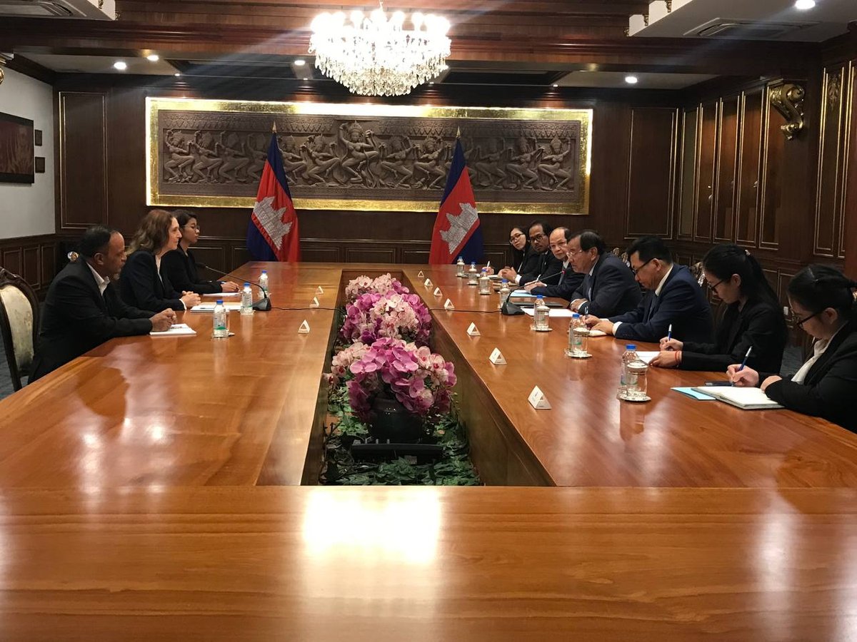 布拉索昆会见联合国人权代表讨论双边合作
