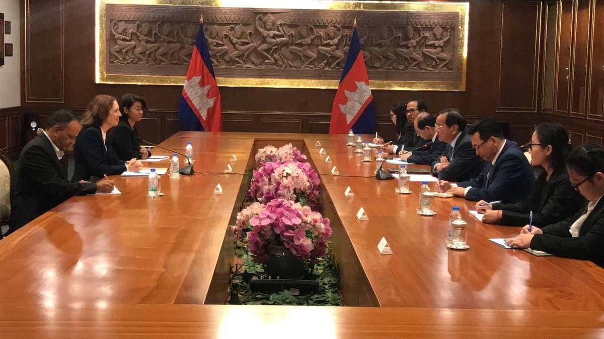 布拉索昆会见联合国人权代表讨论双边合作