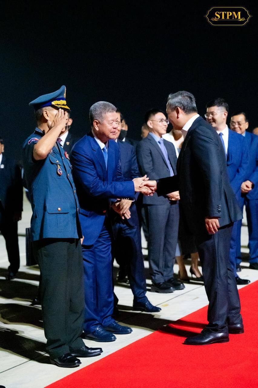洪玛奈总理结束外访行程 今日安全抵达金边