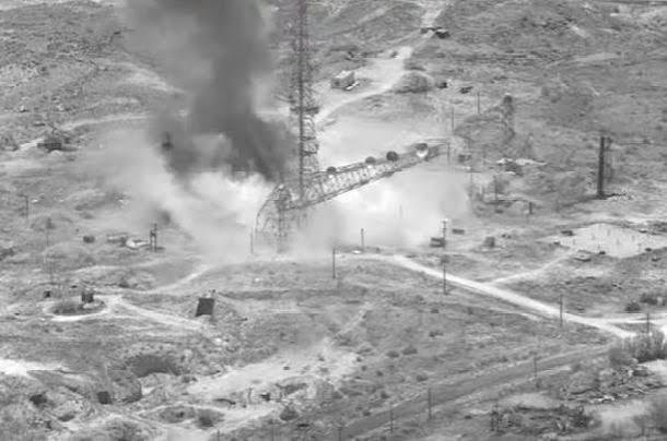 美国空袭伊朗阿巴斯港基础设施 涉及机场及交通枢纽