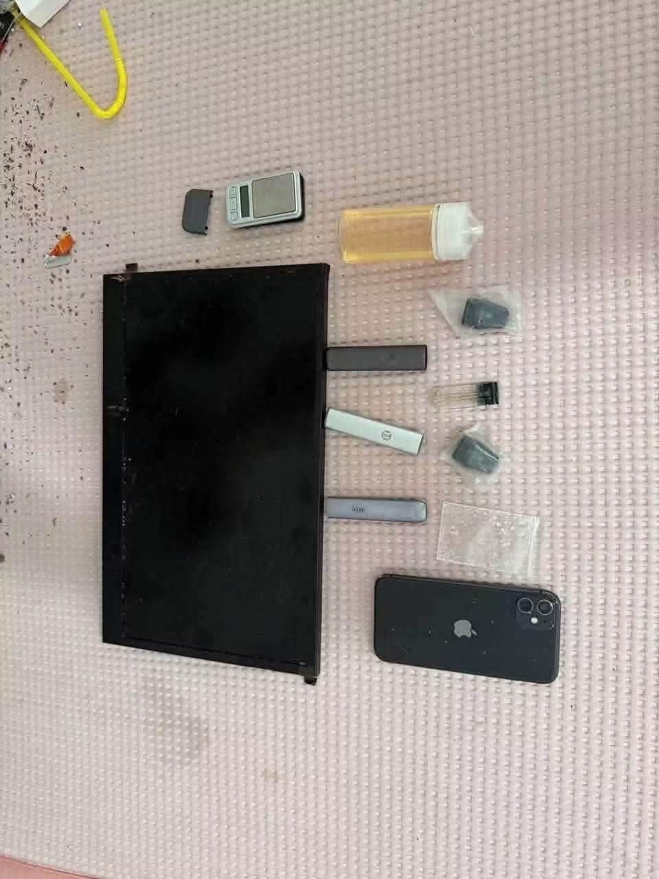 巴域市警方突击出租屋 抓获4名涉毒外籍嫌犯并缴获枪支