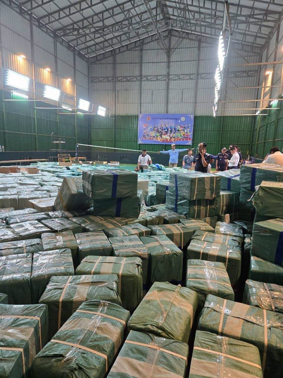 巴域查获3.6万支走私香烟 涉案货物已扣押至海关仓库