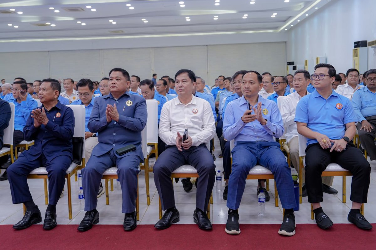 翁赛维索主持上半年工作总结会议 部署2027年乡分区选举