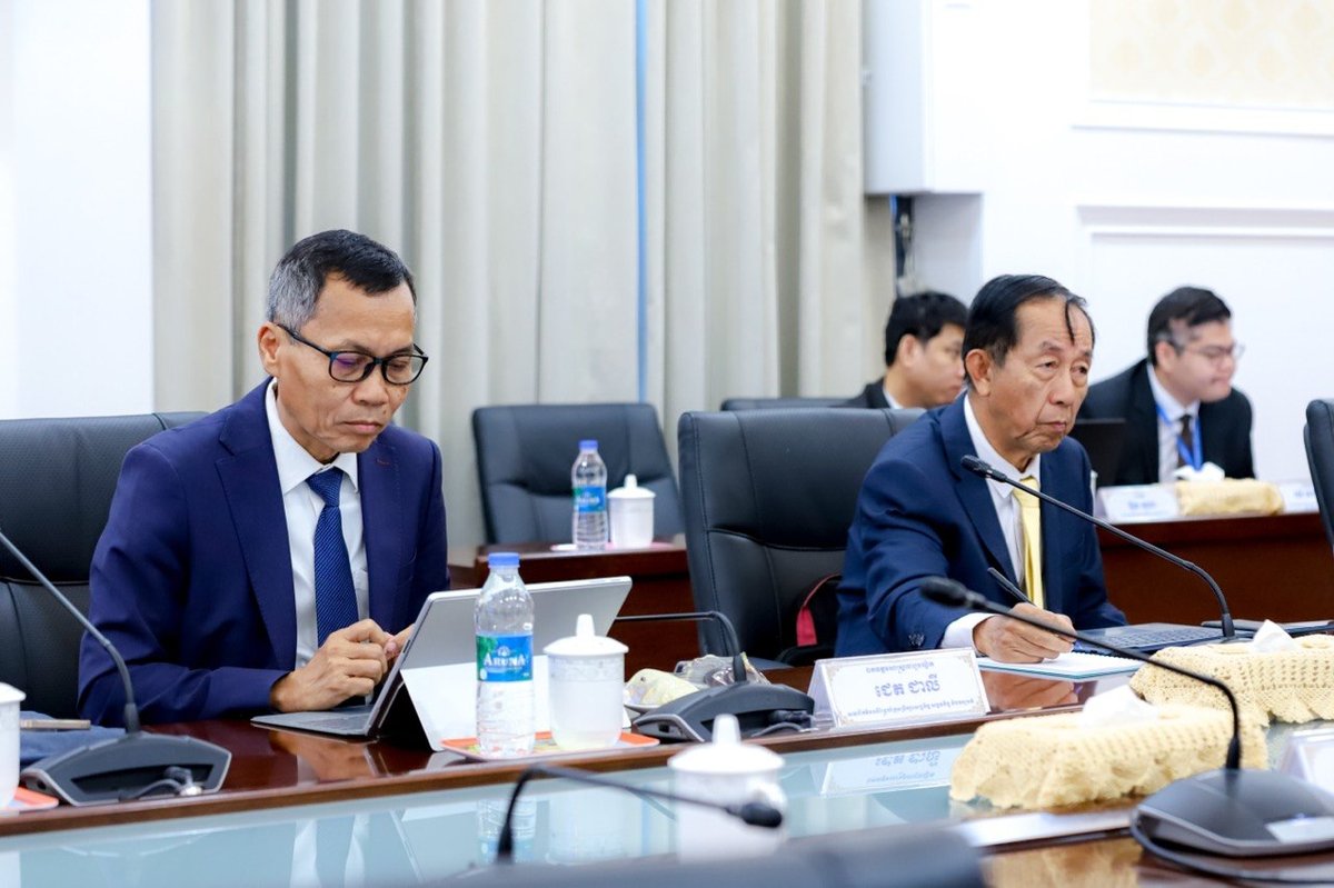 翁赛维索主持国家文化历史与文明委员会首次会议