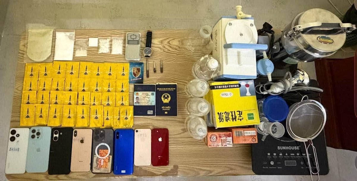 巴域市突击检查电诈窝点 抓获20名越南籍嫌疑人