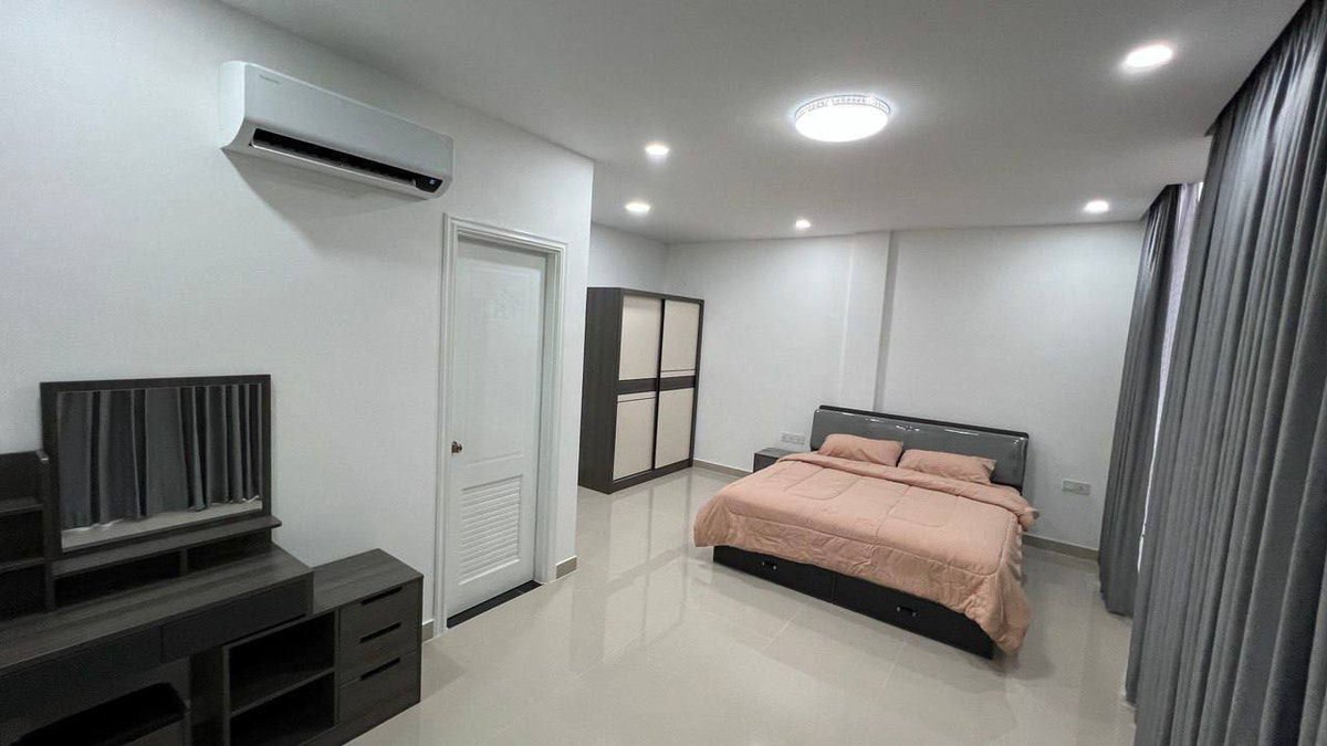 水净华6A公路奥凯德小区联排别墅招租 月租$600家具齐全