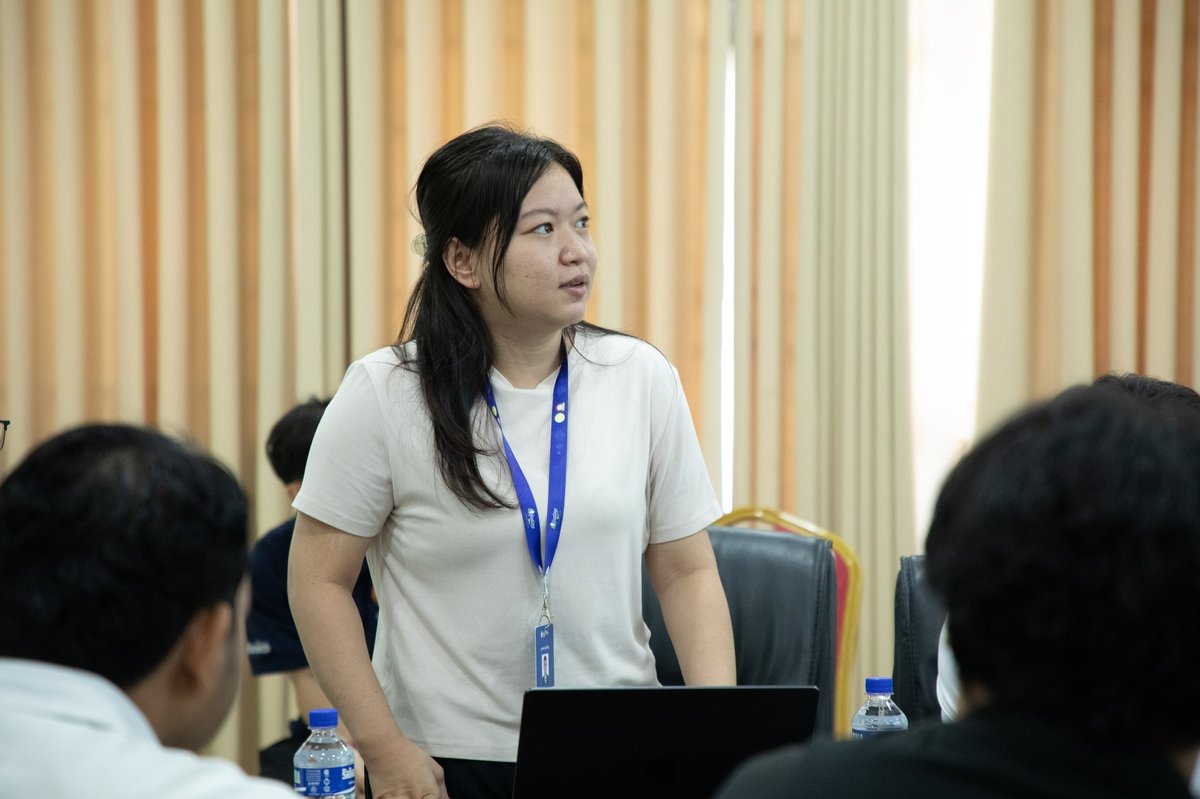 皇家金边大学学长志愿教学项目筹备新学期 旨在提升学生领导力