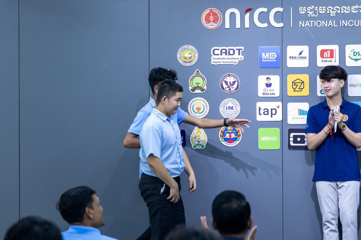 皇家金边大学残障学生积极参与社区志愿服务