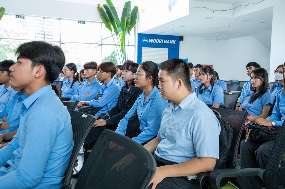 皇家金边大学残障学生积极参与社区志愿服务