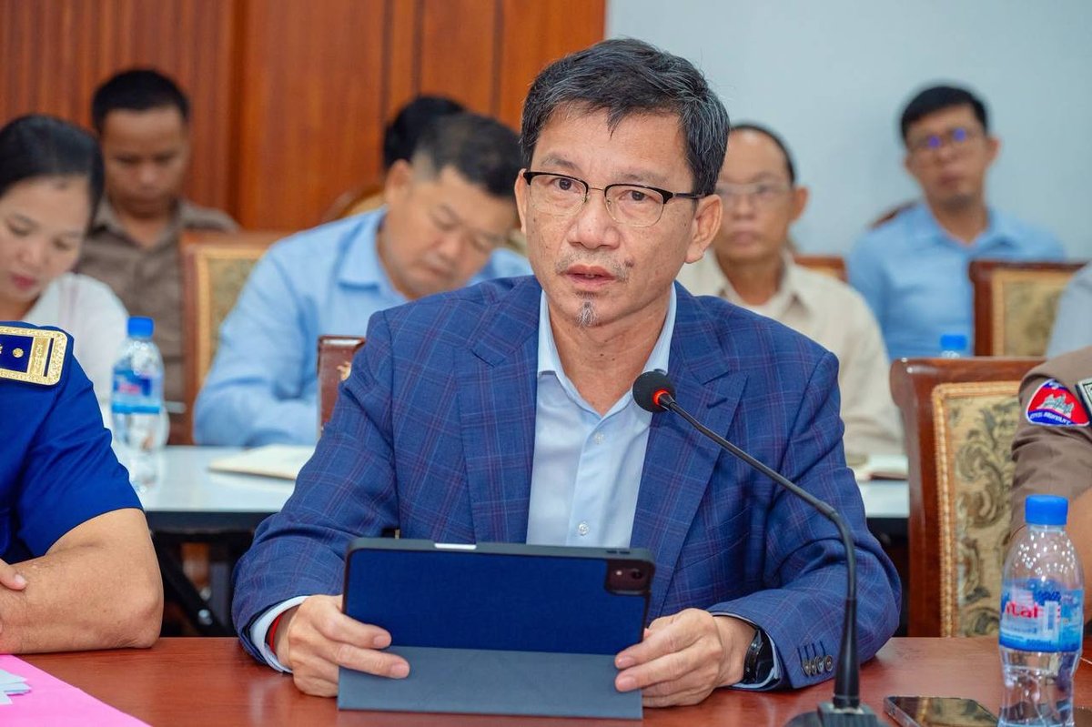 税务总局局长关威宝赴暹粒 督导土地交易文件审批提速