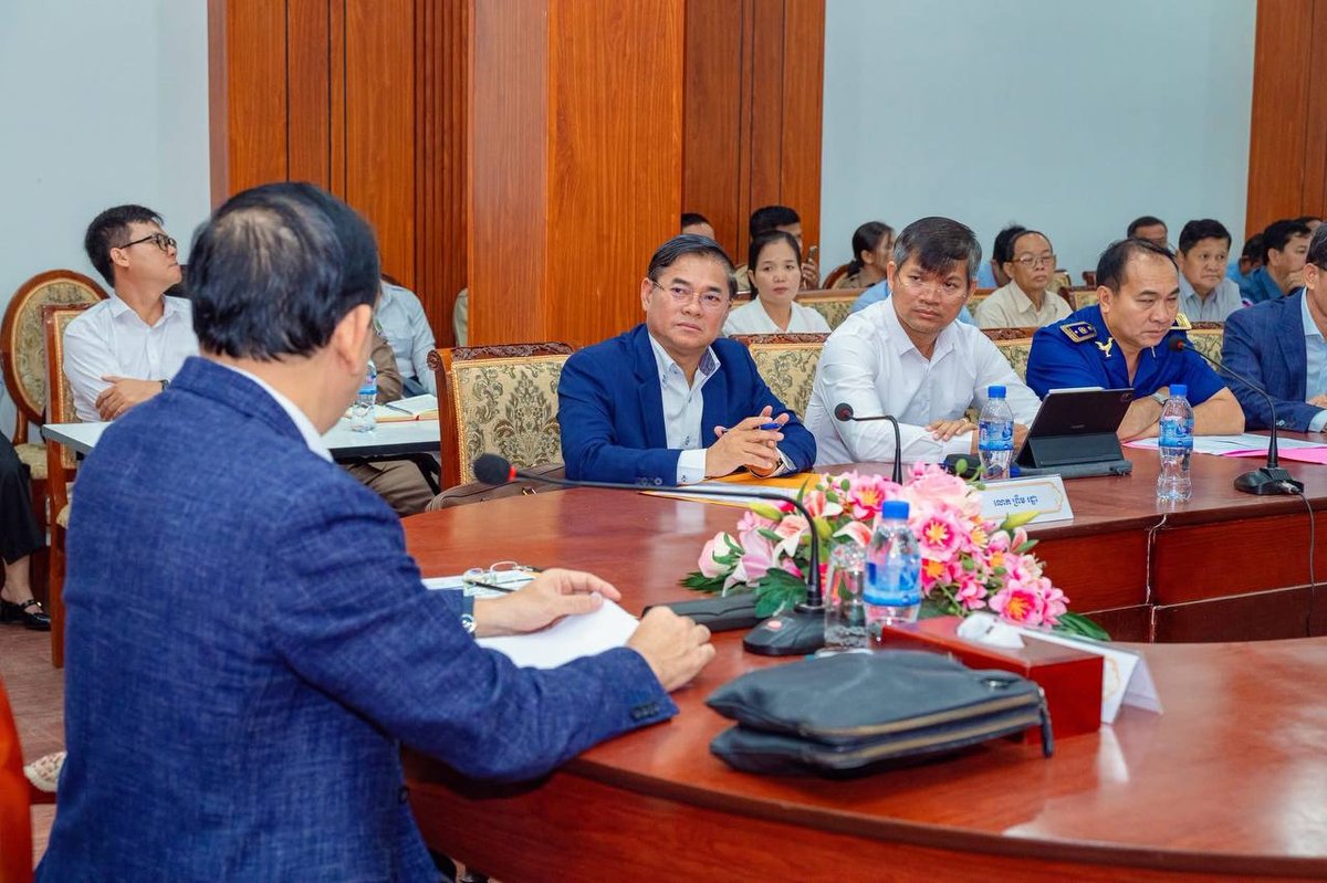 税务总局局长关威宝赴暹粒 督导土地交易文件审批提速