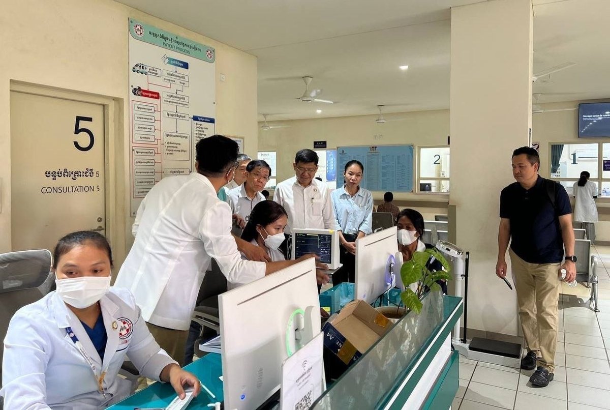 柬埔寨卫生部视察暹粒省医院 督导医疗服务进度