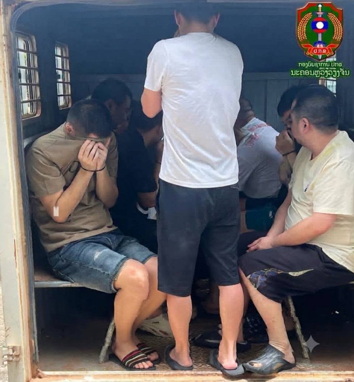老挝万象突袭三处电诈窝点 抓获21名中国籍及14名越南籍人员