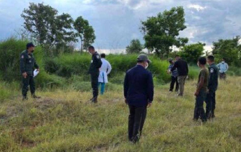波贝荒野惊现两具男尸 警方已介入调查死者身份