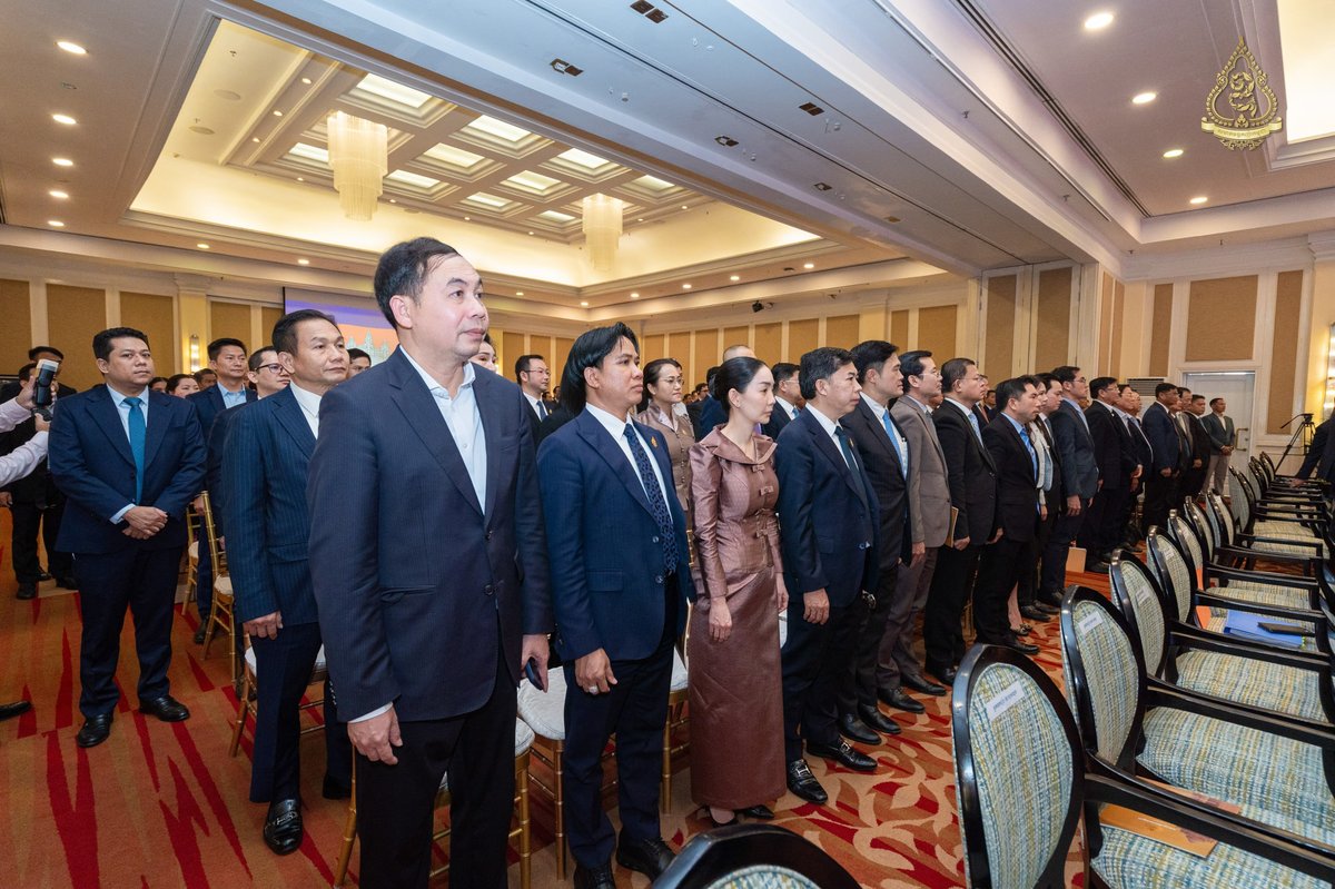 柬埔寨勋爵协会出席政府私营部门改革研讨会 孙占托主持