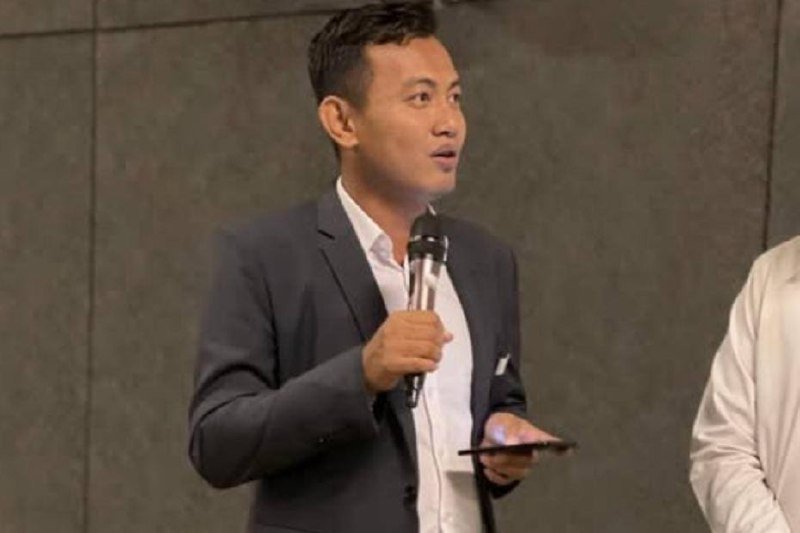 柬埔寨国家警察总署肃毒局对脸书用户Ren Chanrith发