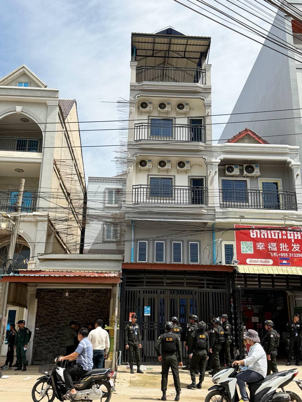 波贝警方突击检查公寓 拘留16名印尼籍人员