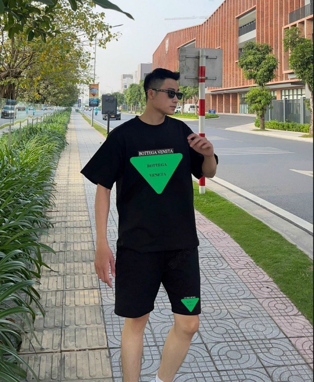 店内现货供应 价格$20至$25