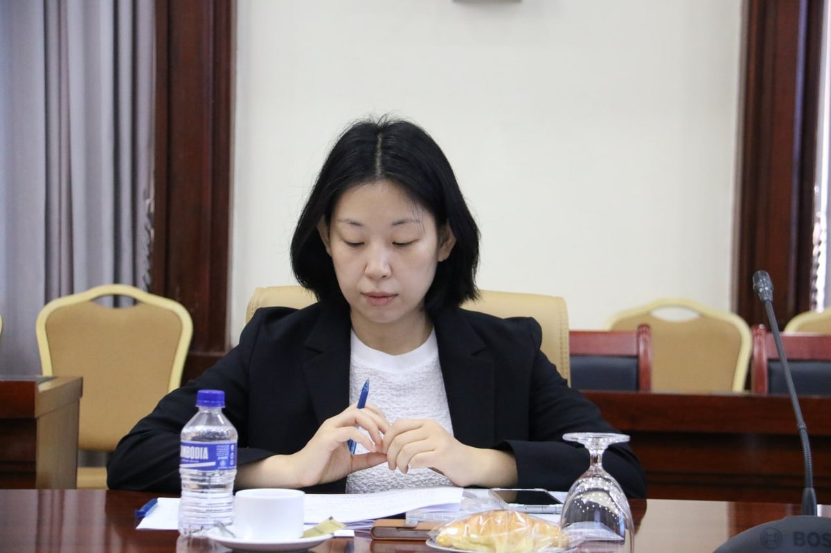 柬埔寨发展理事会与韩国外交部会谈 强化双边发展合作