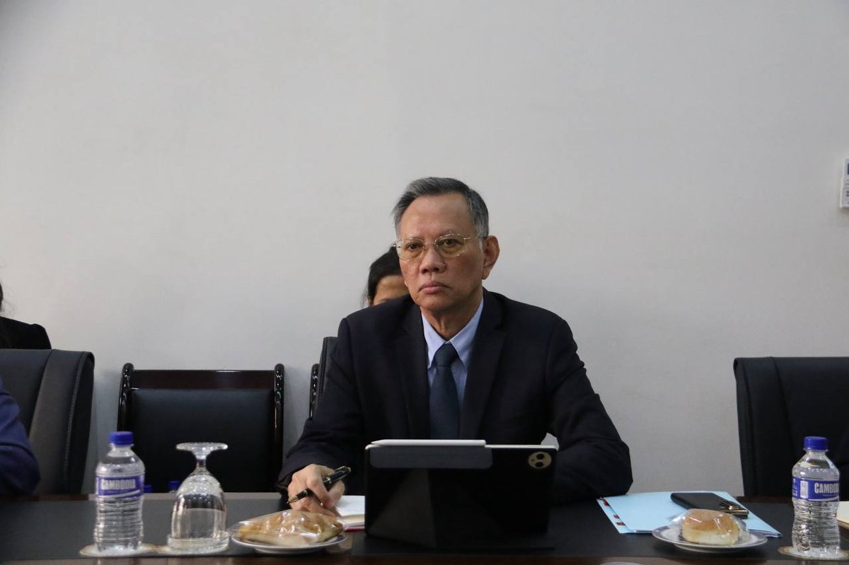 柬埔寨发展理事会与瑞士代表商讨2027至2030年合作规划