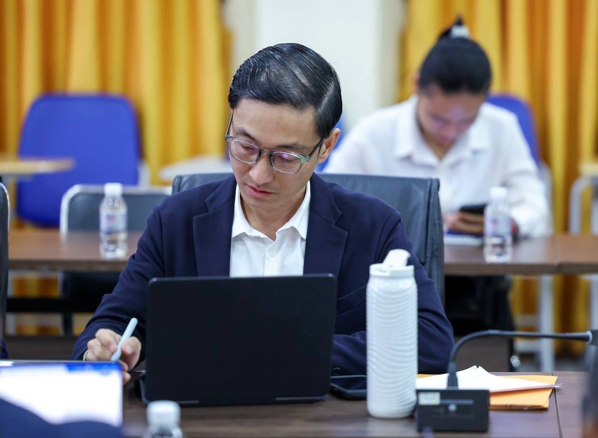 柬埔寨政府审议医疗与教育系统人事任免改革草案