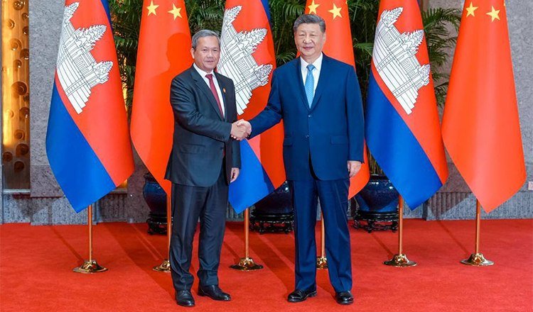 习近平强调中柬铁杆友谊 两国合作迈向新高度